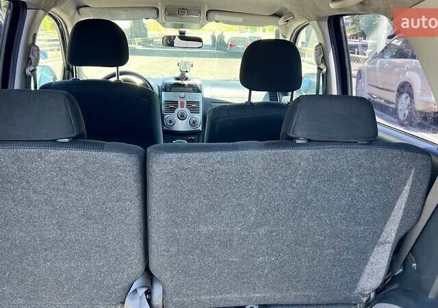 Синій Дайхатсу Terios, об'ємом двигуна 1.5 л та пробігом 220 тис. км за 8000 $, фото 4 на Automoto.ua