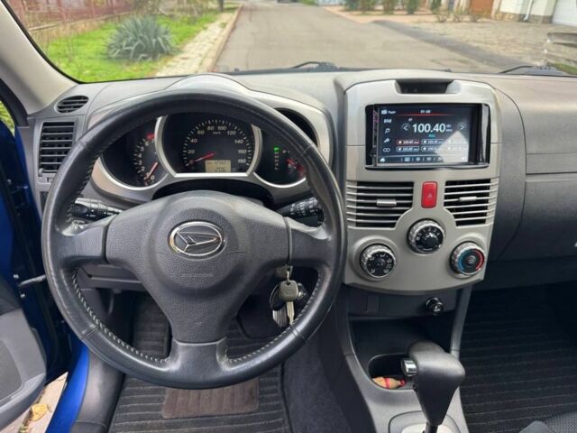 Синій Дайхатсу Terios, об'ємом двигуна 1.5 л та пробігом 125 тис. км за 7500 $, фото 8 на Automoto.ua