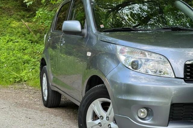 Синій Дайхатсу Terios, об'ємом двигуна 1.5 л та пробігом 225 тис. км за 4875 $, фото 3 на Automoto.ua