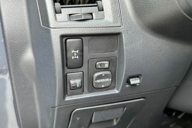 Синій Дайхатсу Terios, об'ємом двигуна 1.5 л та пробігом 225 тис. км за 4875 $, фото 7 на Automoto.ua