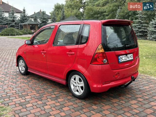 Червоний Дайхатсу YRV, об'ємом двигуна 1.3 л та пробігом 190 тис. км за 2999 $, фото 1 на Automoto.ua