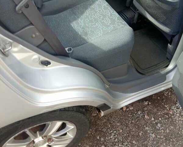 Сірий Дайхатсу Gran Move, об'ємом двигуна 1.59 л та пробігом 170 тис. км за 2300 $, фото 5 на Automoto.ua