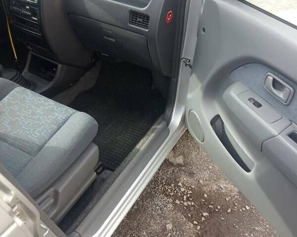 Сірий Дайхатсу Gran Move, об'ємом двигуна 1.59 л та пробігом 170 тис. км за 2300 $, фото 7 на Automoto.ua