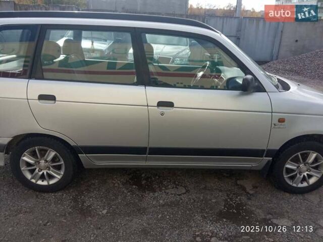 Сірий Дайхатсу Gran Move, об'ємом двигуна 1.59 л та пробігом 170 тис. км за 2300 $, фото 1 на Automoto.ua