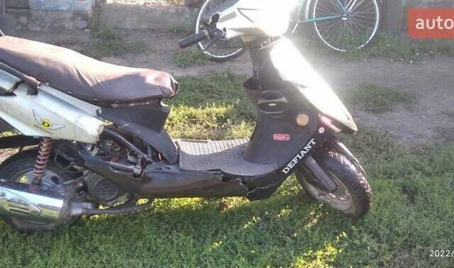 Сірий Дефіант Плутон, об'ємом двигуна 0.05 л та пробігом 12 тис. км за 156 $, фото 4 на Automoto.ua