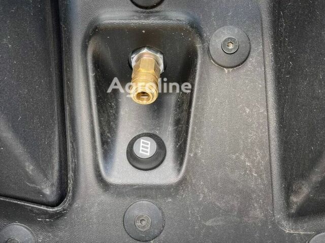 Зеленый Дойц-Фахр Другая, объемом двигателя 0 л и пробегом 0 тыс. км за 186081 $, фото 25 на Automoto.ua