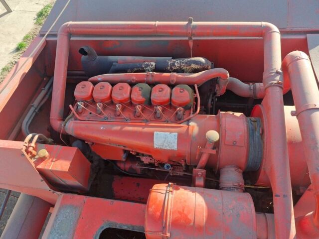 Дойц-Фахр M 2685 1982 в Владимир-Волынский на Automoto.ua Красный Дойц-Фахр M 2685, объемом двигателя 0 л и пробегом 40 тыс. км за 16000 $, фото 21 на Automoto.ua