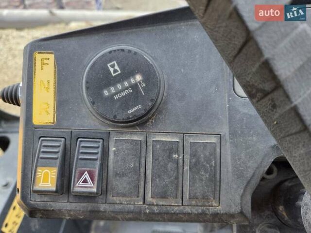 Желтый Диечи Ф, объемом двигателя 4.75 л и пробегом 20 тыс. км за 64170 $, фото 5 на Automoto.ua