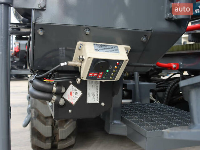 Червоний Дітч Вітч ЖТ, об'ємом двигуна 0 л та пробігом 0 тис. км за 210000 $, фото 7 на Automoto.ua