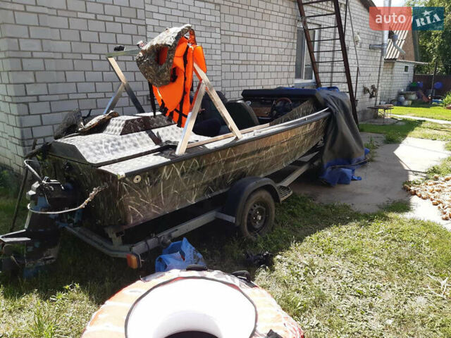 Зелений Дніпро 3, об'ємом двигуна 2.8 л та пробігом 1 тис. км за 4000 $, фото 2 на Automoto.ua