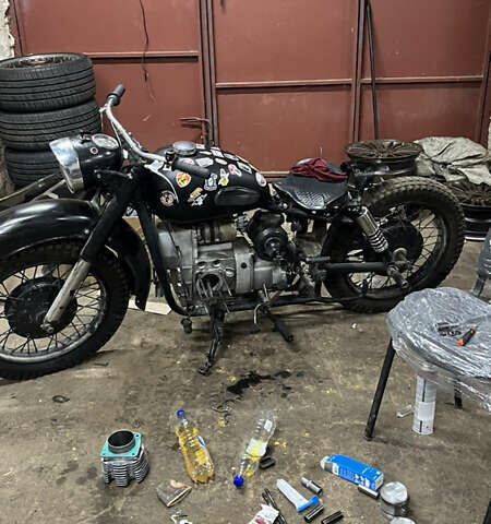 Днепр (КМЗ) Днепр-11 1988 в Хмельницком на Automoto.ua Черный Днепр (КМЗ) Днепр-11, объемом двигателя 0.65 л и пробегом 43 тыс. км за 1100 $, фото 4 на Automoto.ua