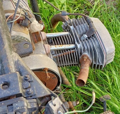 Днепр Другая 1977 в Полтаве на Automoto.ua Днепр Другая, объемом двигателя 0.65 л и пробегом 0 тыс. км за 162 $, фото 2 на Automoto.ua