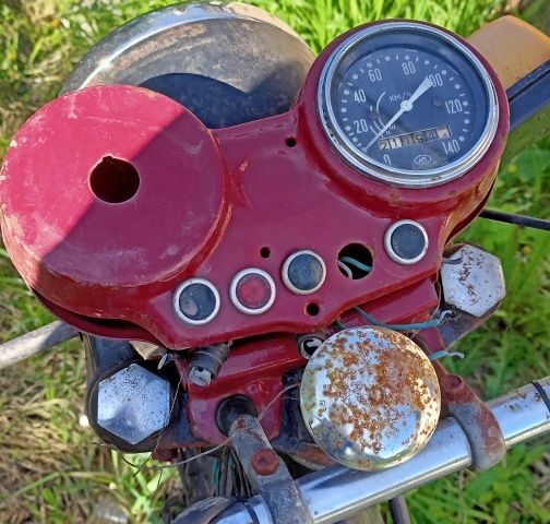 Днепр Другая 1977 в Полтаве на Automoto.ua Днепр Другая, объемом двигателя 0.65 л и пробегом 0 тыс. км за 162 $, фото 4 на Automoto.ua