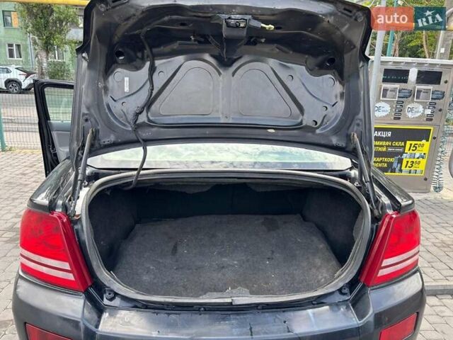 Чорний Додж Avenger, об'ємом двигуна 0 л та пробігом 361 тис. км за 2100 $, фото 8 на Automoto.ua