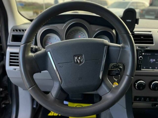 Чорний Додж Avenger, об'ємом двигуна 2.4 л та пробігом 266 тис. км за 5300 $, фото 10 на Automoto.ua