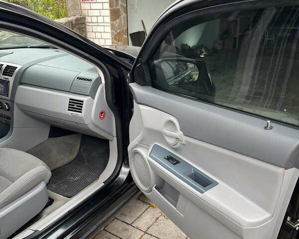 Чорний Додж Avenger, об'ємом двигуна 2 л та пробігом 155 тис. км за 6500 $, фото 20 на Automoto.ua