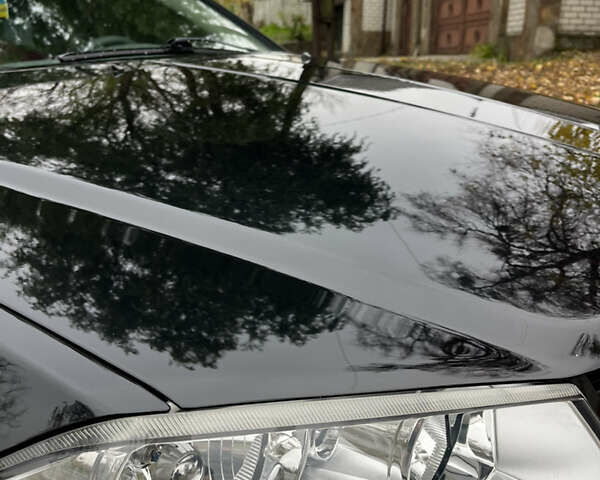 Чорний Додж Avenger, об'ємом двигуна 2 л та пробігом 155 тис. км за 6500 $, фото 1 на Automoto.ua