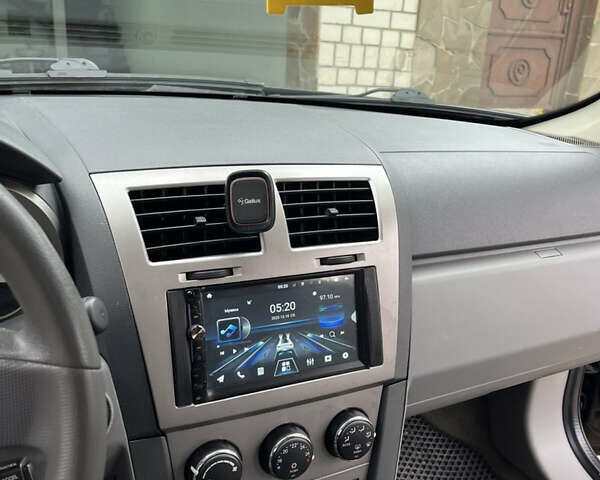 Чорний Додж Avenger, об'ємом двигуна 2 л та пробігом 155 тис. км за 6500 $, фото 27 на Automoto.ua