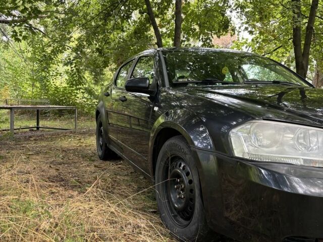 Чорний Додж Avenger, об'ємом двигуна 2 л та пробігом 360 тис. км за 3300 $, фото 1 на Automoto.ua