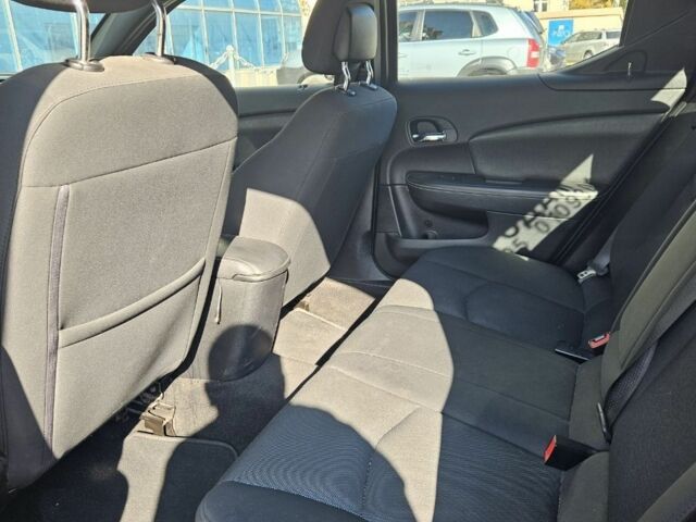 Черный Додж Авенджер, объемом двигателя 2.4 л и пробегом 200 тыс. км за 6800 $, фото 12 на Automoto.ua