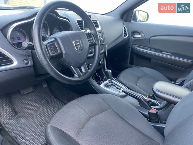 Черный Додж Авенджер, объемом двигателя 2.4 л и пробегом 134 тыс. км за 15000 $, фото 8 на Automoto.ua