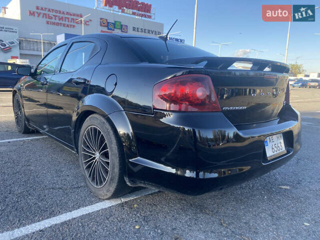Черный Додж Авенджер, объемом двигателя 2.4 л и пробегом 134 тыс. км за 15000 $, фото 1 на Automoto.ua