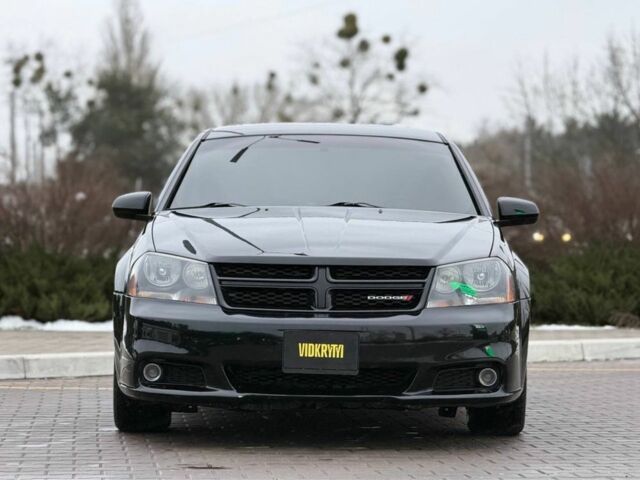 Черный Додж Авенджер, объемом двигателя 3.6 л и пробегом 180 тыс. км за 9300 $, фото 2 на Automoto.ua