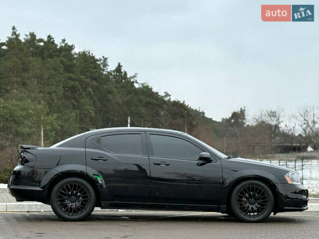 Черный Додж Авенджер, объемом двигателя 3.61 л и пробегом 180 тыс. км за 9300 $, фото 6 на Automoto.ua