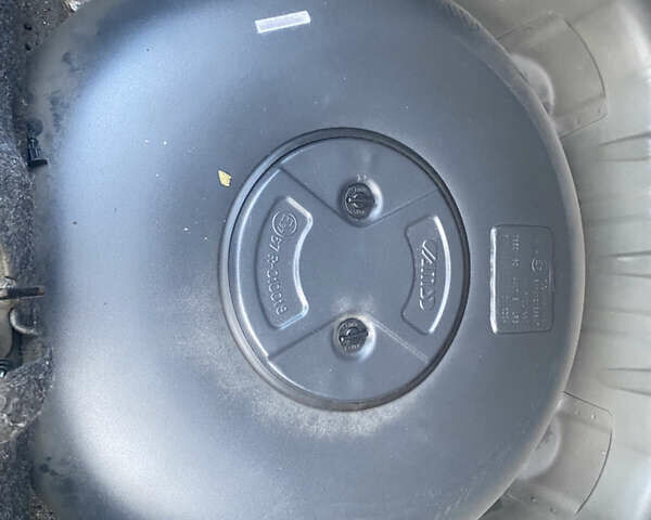 Черный Додж Авенджер, объемом двигателя 2.4 л и пробегом 134 тыс. км за 15000 $, фото 13 на Automoto.ua