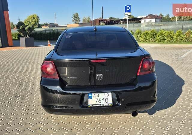 Черный Додж Авенджер, объемом двигателя 2.36 л и пробегом 244 тыс. км за 8300 $, фото 4 на Automoto.ua