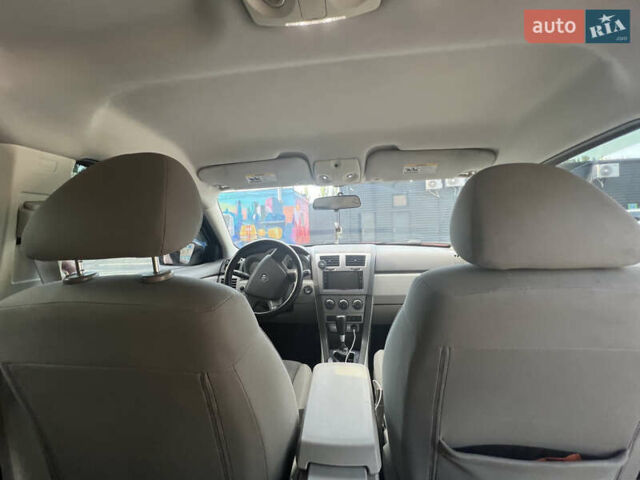 Красный Додж Авенджер, объемом двигателя 2 л и пробегом 290 тыс. км за 5000 $, фото 18 на Automoto.ua