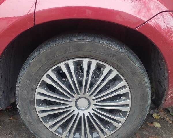 Красный Додж Авенджер, объемом двигателя 2.4 л и пробегом 310 тыс. км за 4800 $, фото 3 на Automoto.ua