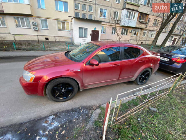 Красный Додж Авенджер, объемом двигателя 2.4 л и пробегом 304 тыс. км за 3950 $, фото 5 на Automoto.ua