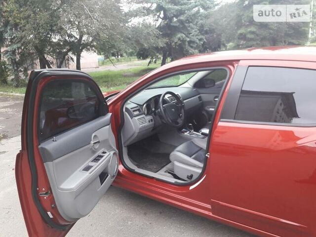 Красный Додж Авенджер, объемом двигателя 2.4 л и пробегом 140 тыс. км за 8500 $, фото 2 на Automoto.ua
