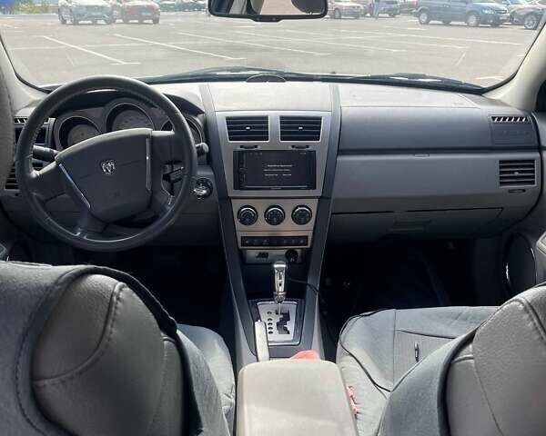 Серый Додж Авенджер, объемом двигателя 2.4 л и пробегом 246 тыс. км за 4700 $, фото 9 на Automoto.ua