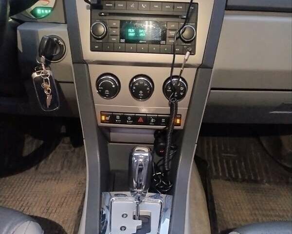 Сірий Додж Avenger, об'ємом двигуна 2.36 л та пробігом 180 тис. км за 6000 $, фото 9 на Automoto.ua