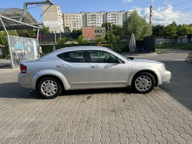 Сірий Додж Avenger, об'ємом двигуна 2 л та пробігом 96 тис. км за 4400 $, фото 3 на Automoto.ua