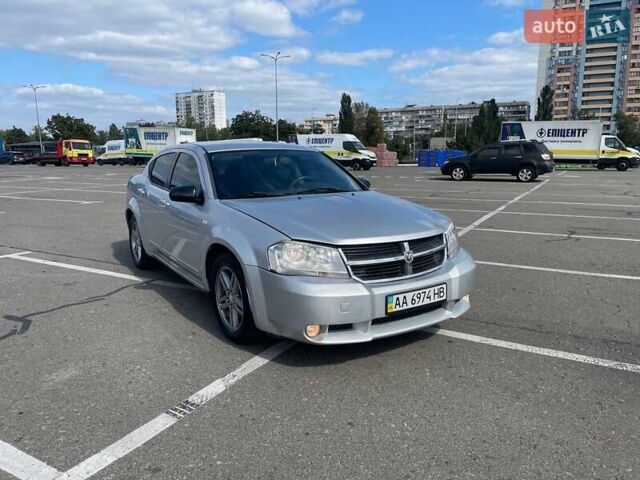 Серый Додж Авенджер, объемом двигателя 2.4 л и пробегом 246 тыс. км за 4700 $, фото 5 на Automoto.ua