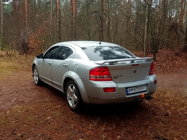 Серый Додж Авенджер, объемом двигателя 2 л и пробегом 200 тыс. км за 4200 $, фото 7 на Automoto.ua
