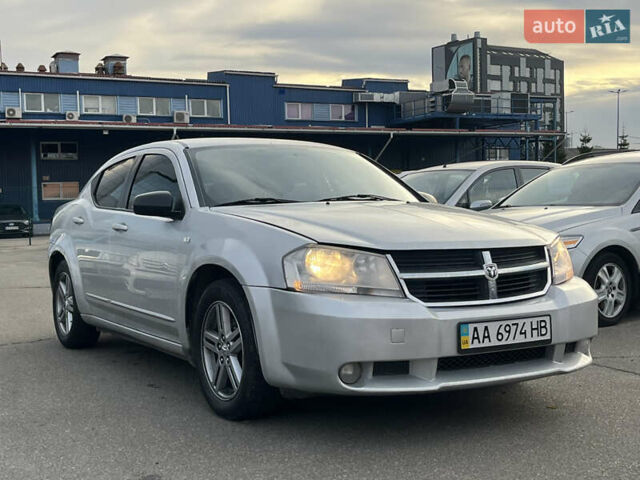 Сірий Додж Avenger, об'ємом двигуна 2.4 л та пробігом 208 тис. км за 4890 $, фото 1 на Automoto.ua