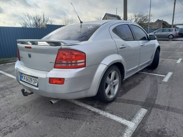 Сірий Додж Avenger, об'ємом двигуна 2.4 л та пробігом 300 тис. км за 6200 $, фото 3 на Automoto.ua