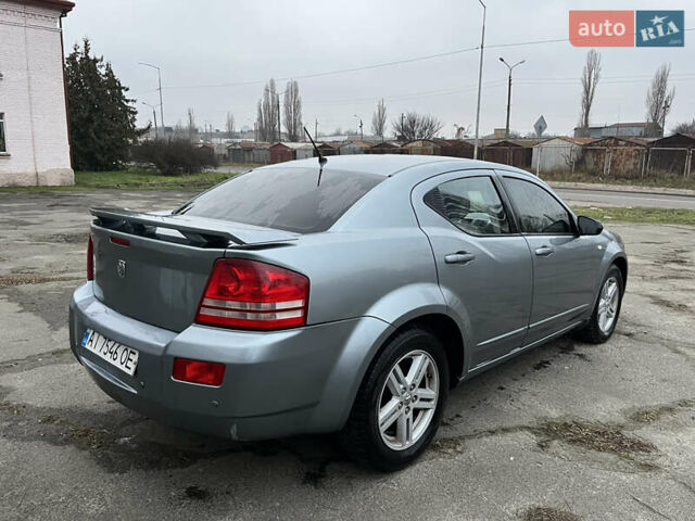 Серый Додж Авенджер, объемом двигателя 2.36 л и пробегом 265 тыс. км за 4500 $, фото 8 на Automoto.ua