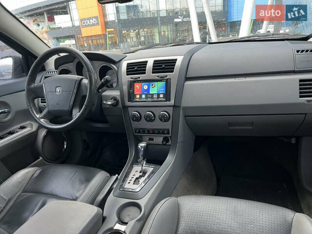 Серый Додж Авенджер, объемом двигателя 2.4 л и пробегом 208 тыс. км за 4550 $, фото 4 на Automoto.ua