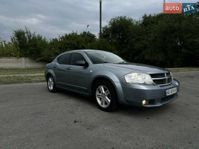 Сірий Додж Avenger, об'ємом двигуна 2.4 л та пробігом 216 тис. км за 6000 $, фото 1 на Automoto.ua