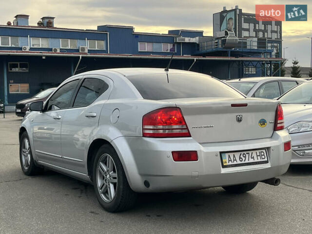 Сірий Додж Avenger, об'ємом двигуна 2.4 л та пробігом 208 тис. км за 4890 $, фото 2 на Automoto.ua