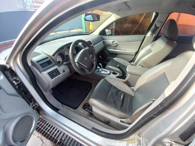 Сірий Додж Avenger, об'ємом двигуна 2.4 л та пробігом 300 тис. км за 6200 $, фото 7 на Automoto.ua