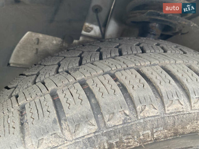 Серый Додж Авенджер, объемом двигателя 2.4 л и пробегом 195 тыс. км за 7000 $, фото 22 на Automoto.ua