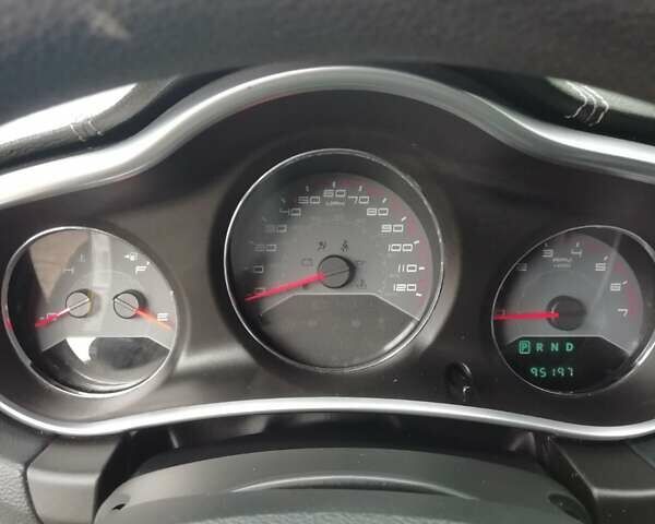 Серый Додж Авенджер, объемом двигателя 2.4 л и пробегом 133 тыс. км за 9000 $, фото 14 на Automoto.ua
