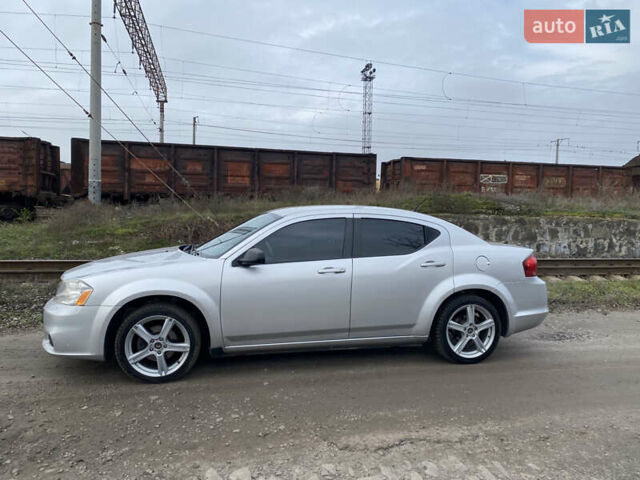 Серый Додж Авенджер, объемом двигателя 2.4 л и пробегом 195 тыс. км за 7000 $, фото 3 на Automoto.ua