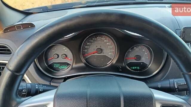 Серый Додж Авенджер, объемом двигателя 2.4 л и пробегом 116 тыс. км за 8300 $, фото 26 на Automoto.ua